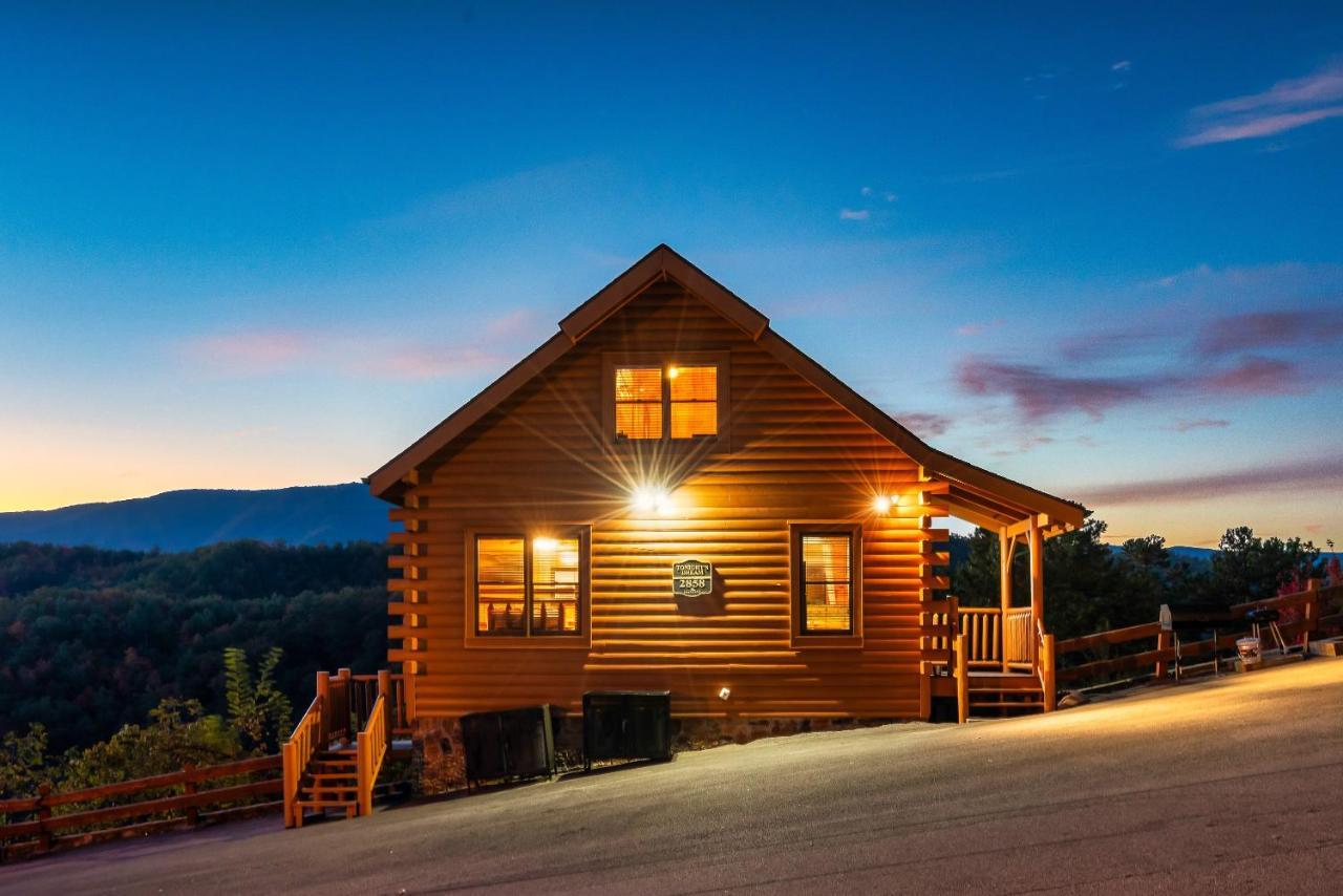 Epic Mountain Views, Hot Tub, Game Room, Sleeps 10 Sevierville Exteriér fotografie