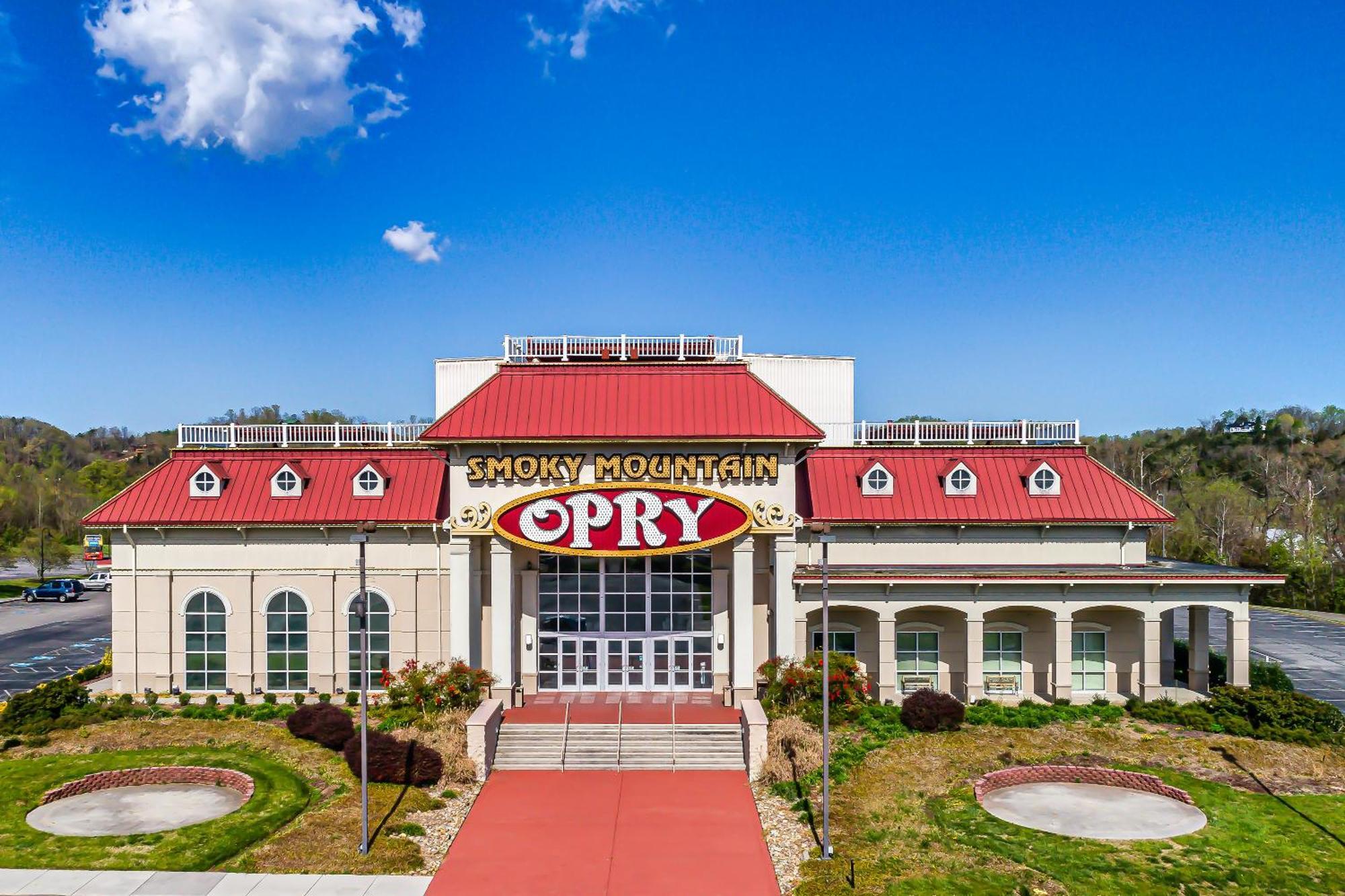 Epic Mountain Views, Hot Tub, Game Room, Sleeps 10 Sevierville Exteriér fotografie