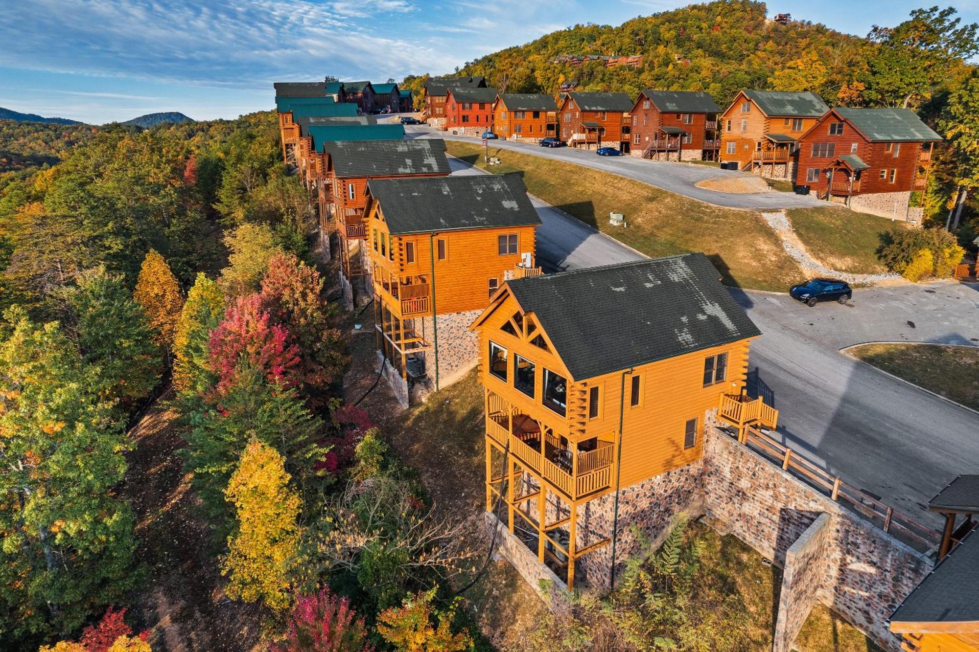 Epic Mountain Views, Hot Tub, Game Room, Sleeps 10 Sevierville Exteriér fotografie