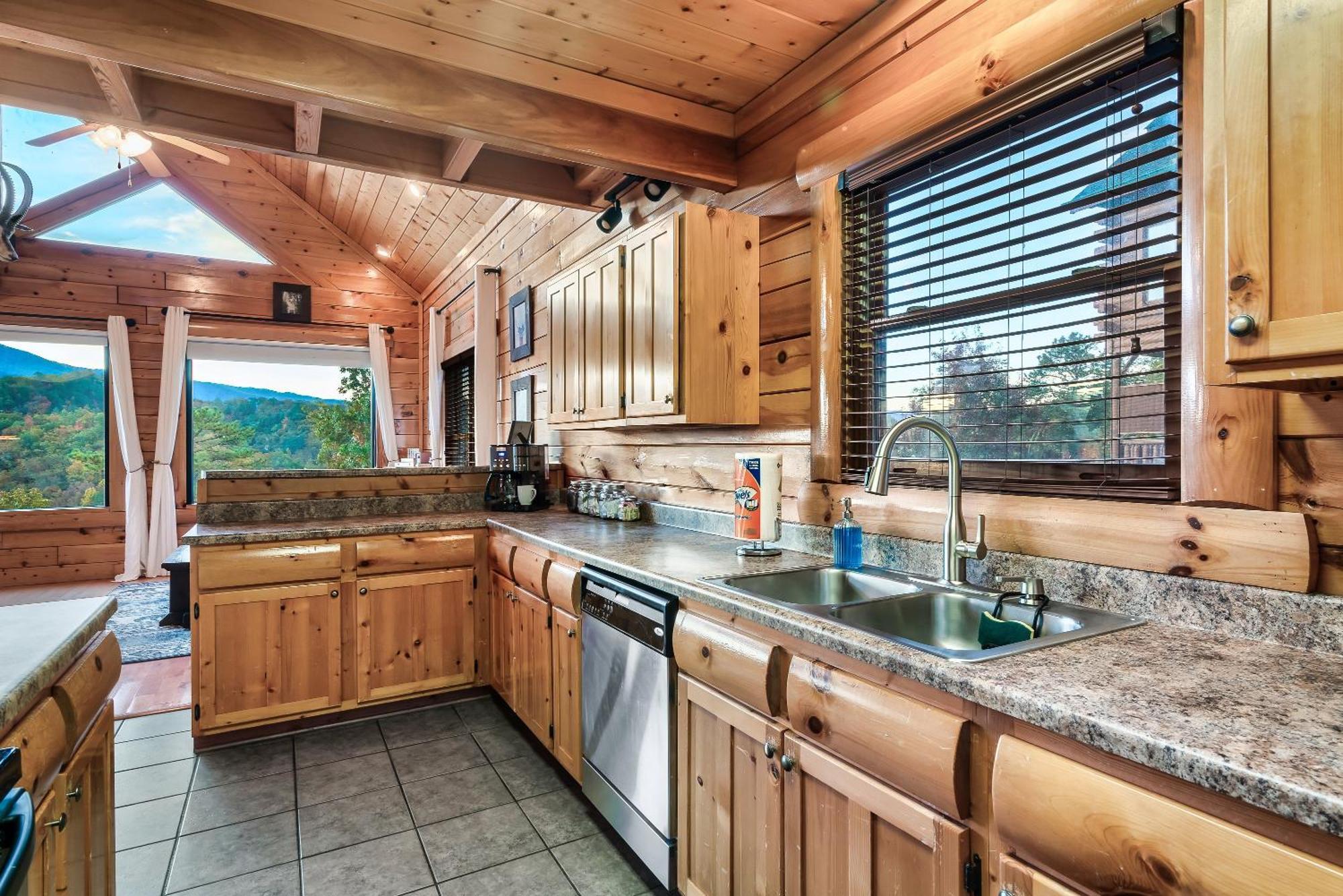 Epic Mountain Views, Hot Tub, Game Room, Sleeps 10 Sevierville Exteriér fotografie