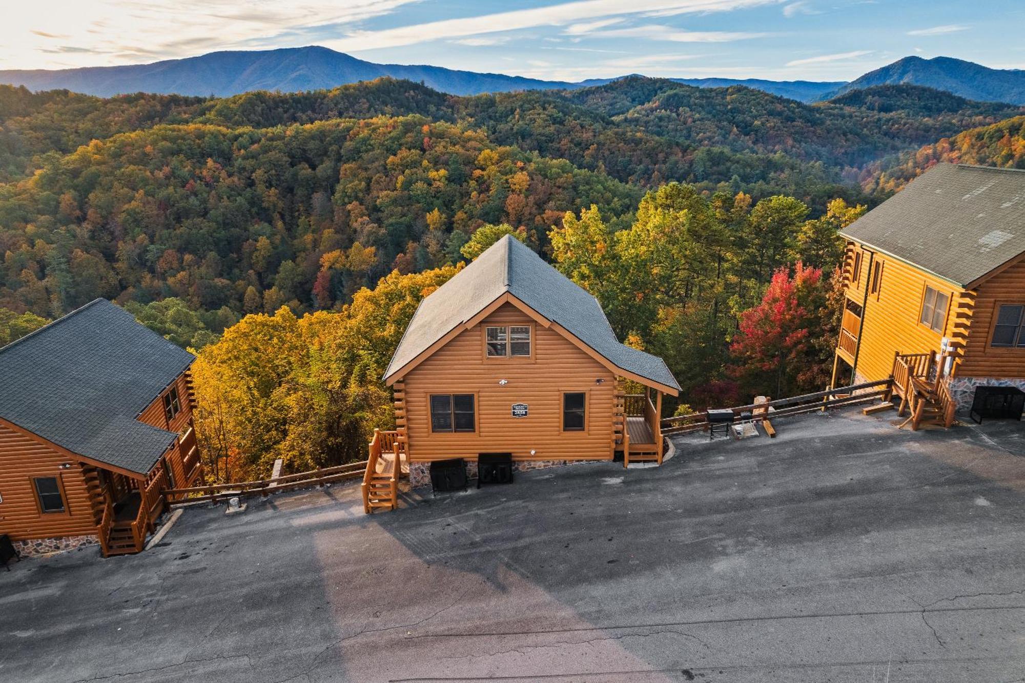 Epic Mountain Views, Hot Tub, Game Room, Sleeps 10 Sevierville Exteriér fotografie