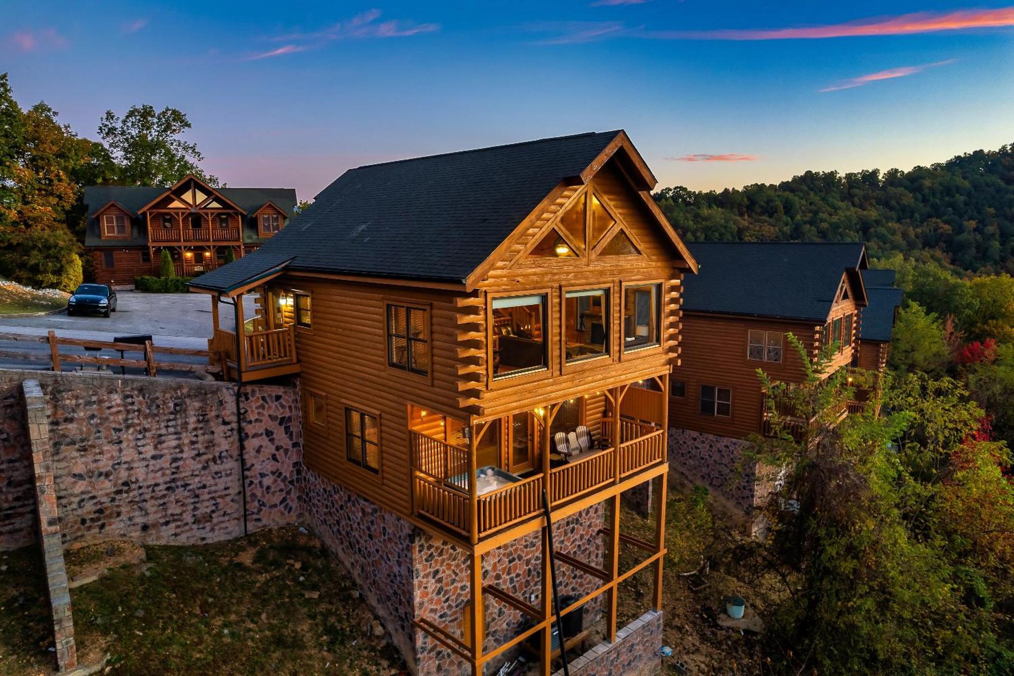 Epic Mountain Views, Hot Tub, Game Room, Sleeps 10 Sevierville Exteriér fotografie