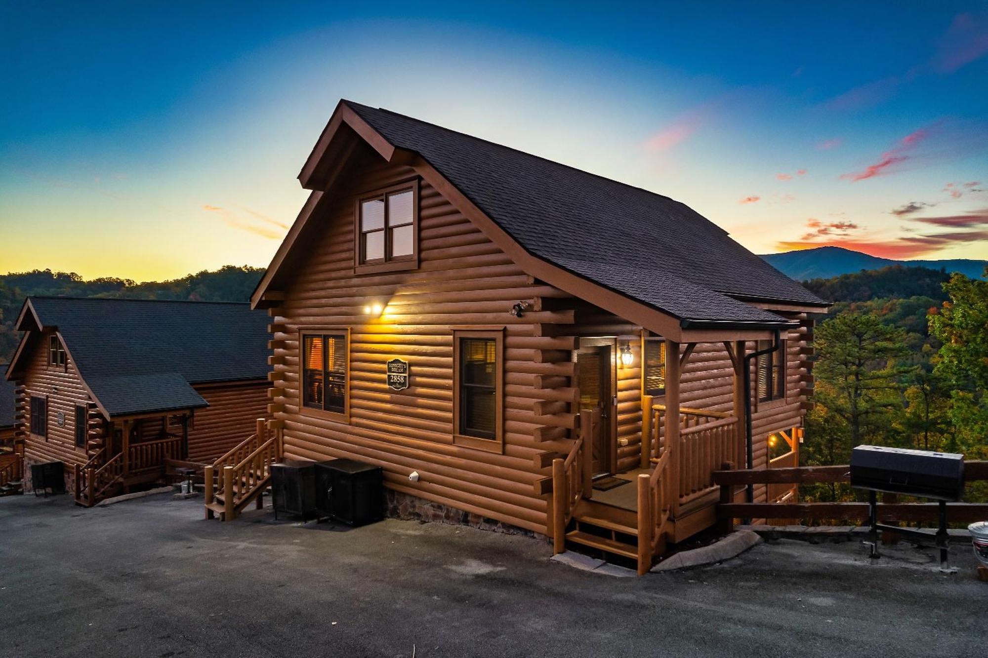 Epic Mountain Views, Hot Tub, Game Room, Sleeps 10 Sevierville Exteriér fotografie